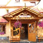 ホームステイ Borowik